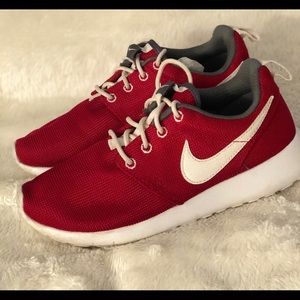 Kid’s Nike Roshe One- Red